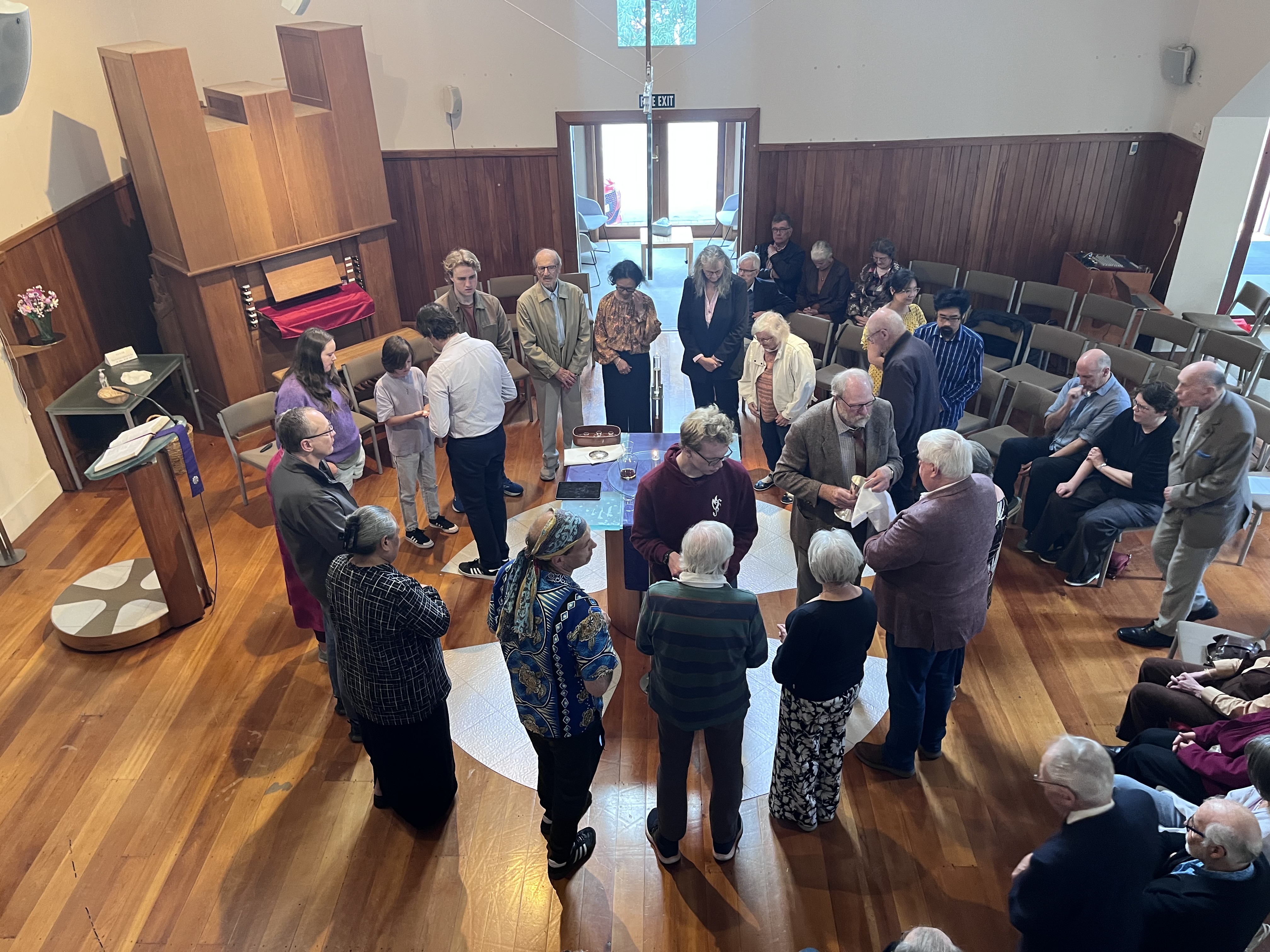 Communion in the round, seen from above